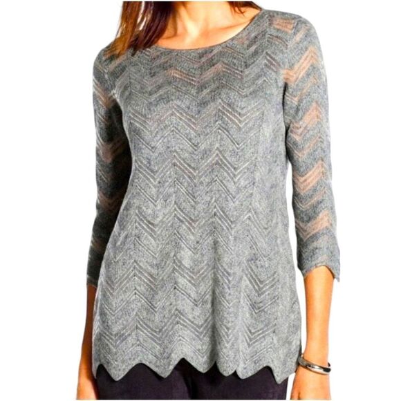 TRAVLERS COLLECTION BY Chicos Women's Gray Chevron Detail Sweater - Picture 1 of 14